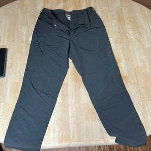 North Face women’s pants size 8